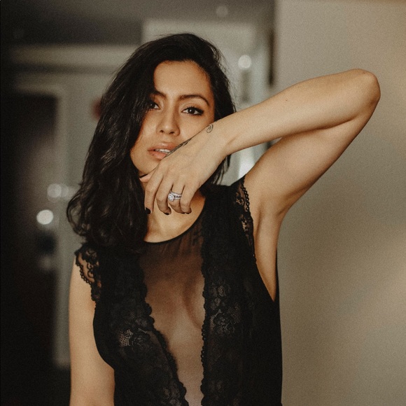 Meet your Posher, Malika - Picture 1 of 1